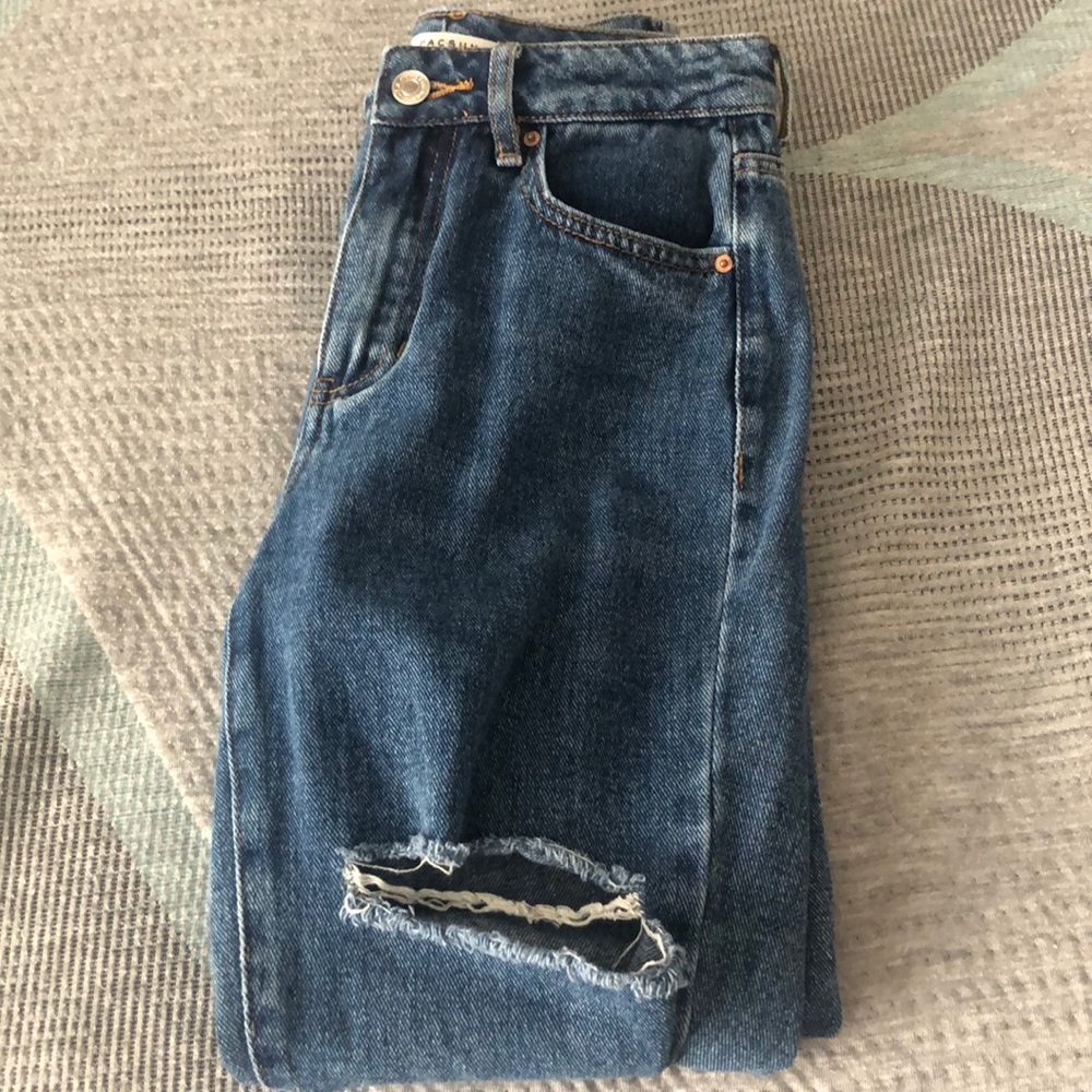 cute only worn a few times pacsun ripped jeans